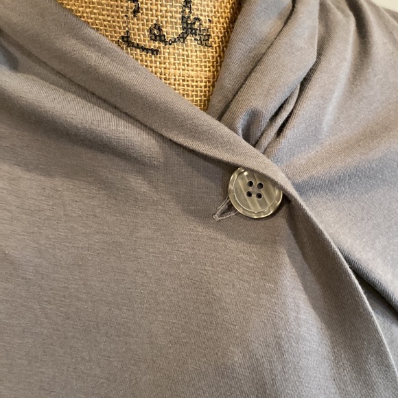 NWOT Columbia Gray Lightweight Jacket - Picture 5 of 8